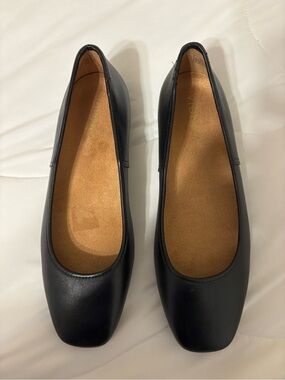 Vionic Orinda Black Ballet Flats Square Toe Wide Size 9